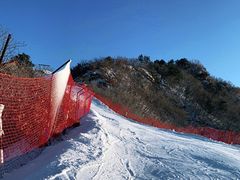 -辽阳弓长岭温泉滑雪场
