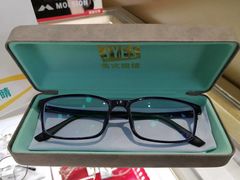 -美式眼镜·授权蔡司.依视路.尼康.豪雅.明月(南翔印象城店)