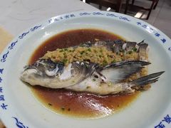 千岛湖鱼头剁椒-森谷美食公园(杨行店)