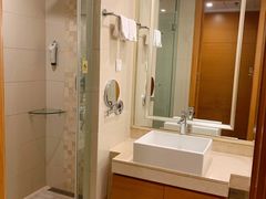 -无锡鼎尚皇冠酒店