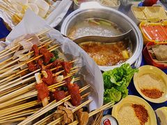 -马路边边·成都串串(翠柏路店)