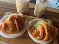 -Cha Café and Bistro