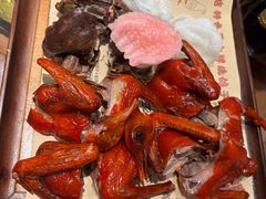 脆皮鸽子-鸽舞笙平金牌烧鸽子·融合菜(鲁谷店)