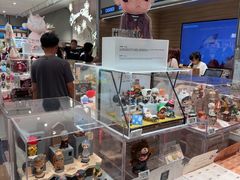 -泡泡玛特POPMART(大卫城店)