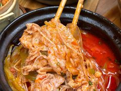 -有红鸡毛店·砂锅菜(抚琴夜市店)