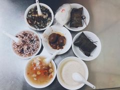 肉粽-芳婆糕团店(王府大街店)