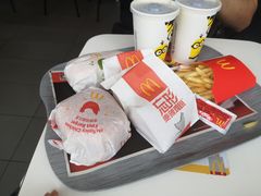 -麦当劳(杭州三花国际店)