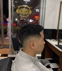 -MARTIN'S BARBER SHOP男士理发馆