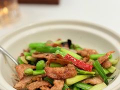 水果芹菜啫猪颈肉-山泉公馆酒家(珠江新城店)