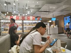 -奈雪的茶(湖滨银泰in77C区PRO店)