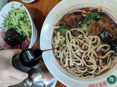 -老天桥酱肉烧饼夹肘子(天桥店)