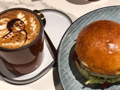 -潮一不贰·法式甜品·生日蛋糕·西式简餐(外滩店)