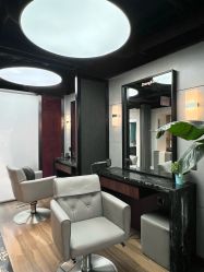 -Z.X HAIR SALON张新美业
