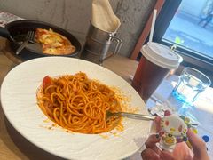 -必胜客(上海华谊新所店)