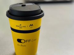 -M Stand(上海人民广场来福士店)