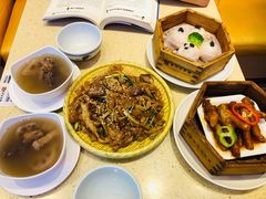 干炒牛河-明腾壹间茶餐厅(新都会花园广场店)
