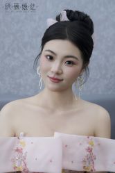 -欣薇婚纱(新源乐汇城店)