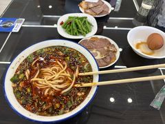 -安泊尔牛肉面(北滨河路店)
