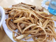 -万春卤菜(天乡后街步行街店)