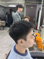 -藤野造型烫发染发