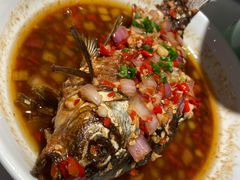 香煎鲫鱼-费大厨辣椒炒肉(黄兴中心广场店)