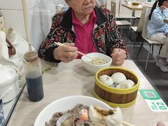 -三身人金新肠粉(丹霞店)