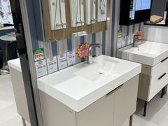 -百安居装修建材卖场(泰然店)