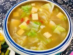 -八两八金·莱芜特色炒鸡(市南漳浦路店)