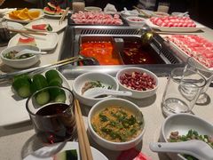 番茄锅底-海底捞火锅鲜切牛肉主题店(长寿路店)