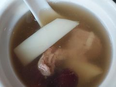 -大中华希尔顿酒店-念自助餐·嗨啤·小龙虾