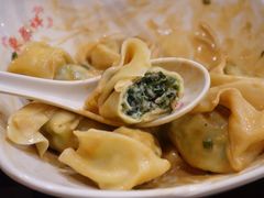 麻酱荠菜大馄饨-东泰祥生煎馆(陕西南路店)