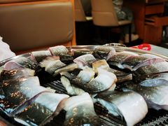 -围炉肉舍•炭烤活鳗•丹东海鲜烤肉(步行街店)