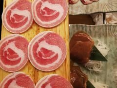 一米长盘猪五花-犟牛家·榴莲烤肉(五棵松店)