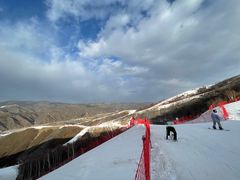 -富龙滑雪场