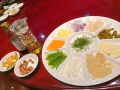 -龙悦湾酒家·八阵鱼生·渔人码头店
