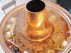 -一只羊·铜锅涮羊肉烧烤