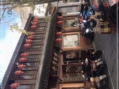 -佬钱湾仔(衣裳街店)