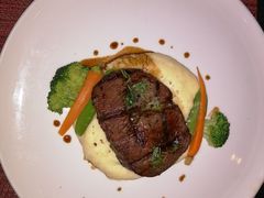 -WOLFGANG PUCK KITCHEN & BAR(迪士尼小镇店)