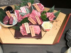 -铭牛烧肉·和牛海鲜自助(高新月牙湖店)