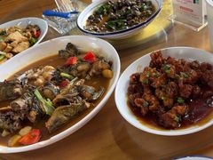 -芦茨金富饭庄·25年老字号·专做稻草鸡