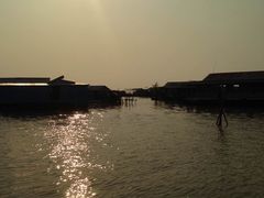 -洞里萨湖