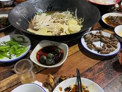 -皖北巫氏三胖地锅鸡(长淮总店)