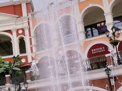 -佛罗伦萨小镇广佛名品奥特莱斯(疏港路店)