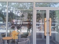 -星巴克臻选(华堂·新辰汇店)