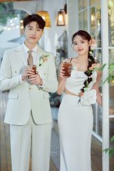 -至臻微拉婚纱摄影