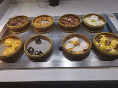 蒸包子-好伦哥比萨烤肉自助(八里桥店)