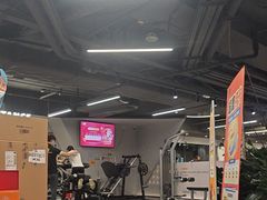 -超鹿运动(达信大厦店)