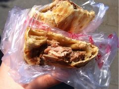 iphone_upload_pic-宝光熏肉鞋底火烧(新街口店)