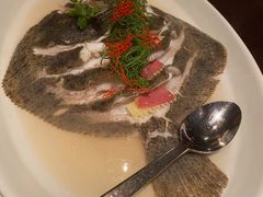 清蒸多宝鱼-湖滨28中餐厅·西湖宴·杭州君悦酒店