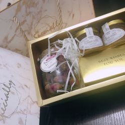 -LOVE SHINE婚纱·红鼎庄龙凤褂·妈妈装定制